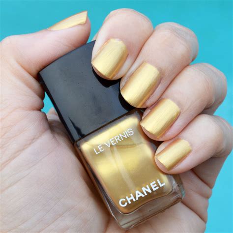 chaine or chanel nailpolish|Nail Polish & Colours .